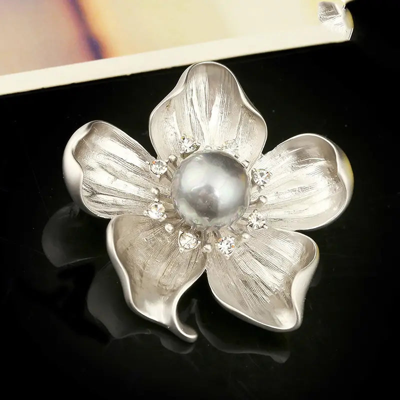 Flower Brooch with Pearl & Crystals Matte Silver