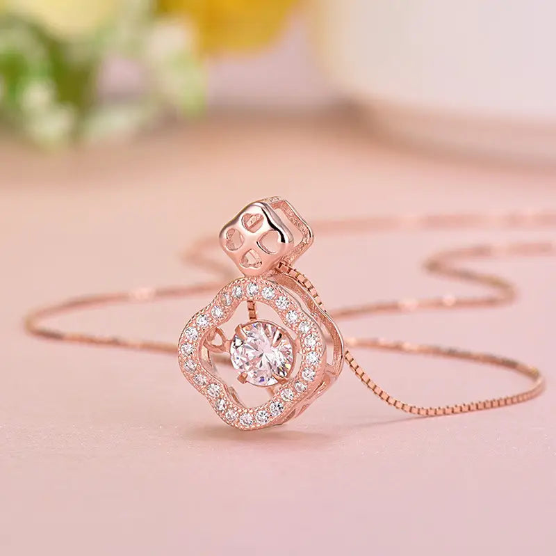 Women 925 Silver Clover Pendant Jewelry Daily Wear