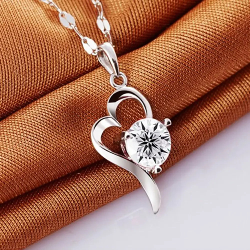 Silver Plated Korean Love Pendant Necklace for Women