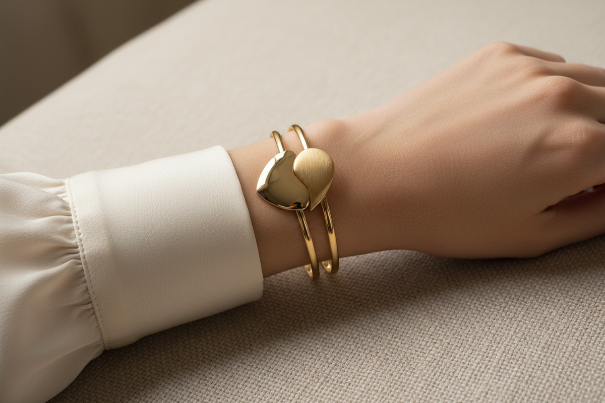 Editorial lifestyle bracelet image